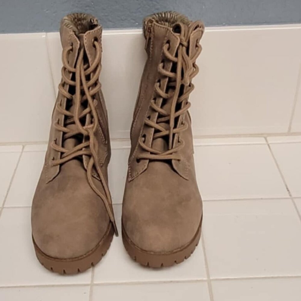 Soda ankle boots
